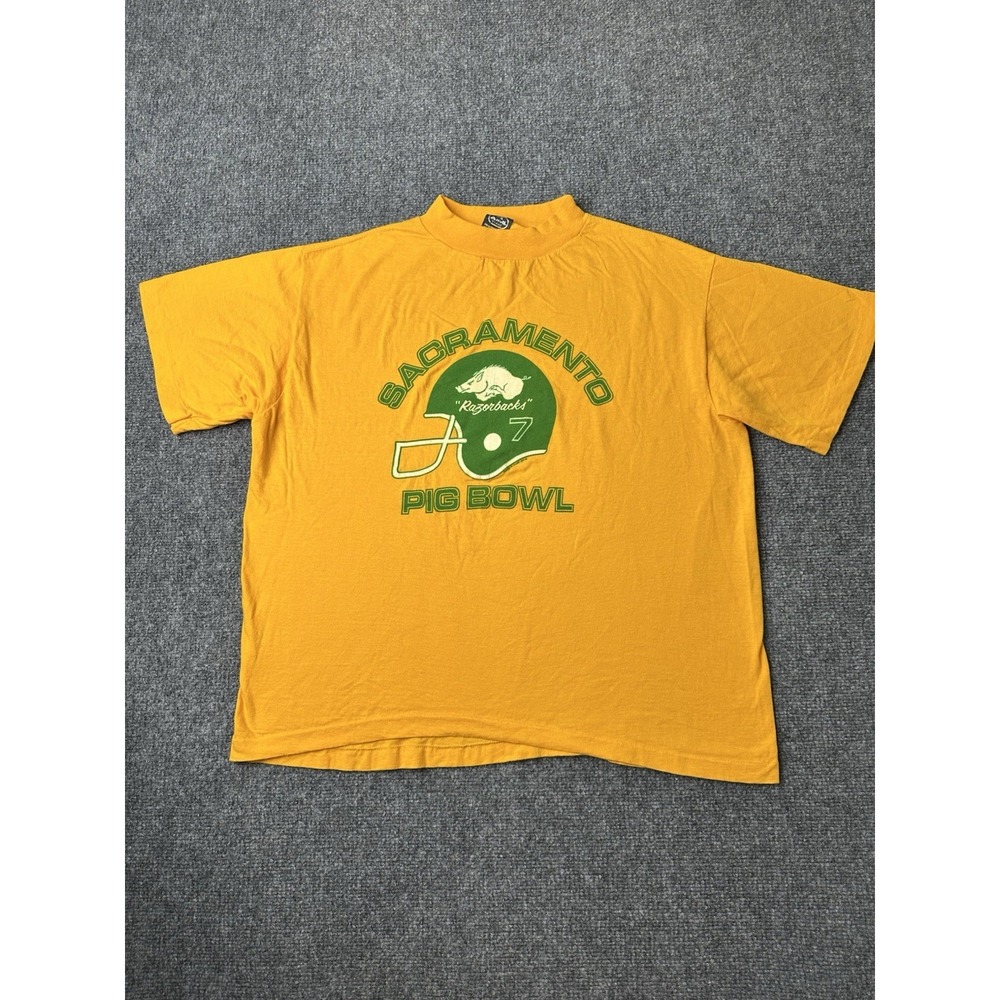 Mens T Shirt Sacramento Pig Bowl Football Graphic Yellow USA, Size L